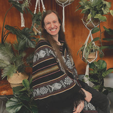 Load image into Gallery viewer, All Levels HANDBUILDING Class with Jess MONDAYS Dec 1-15 from 6:30pm-9:30pm 3 WEEK CLASS