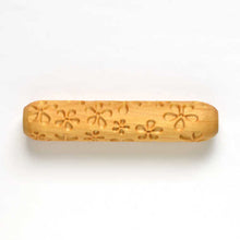 Load image into Gallery viewer, MKM Big Hand Roller Daisies BHR-07