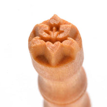 Load image into Gallery viewer, MKM Mini Round Stamp Daylily SMR-029