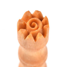 Load image into Gallery viewer, MKM Mini Round Stamp Spiral Star SMR-055